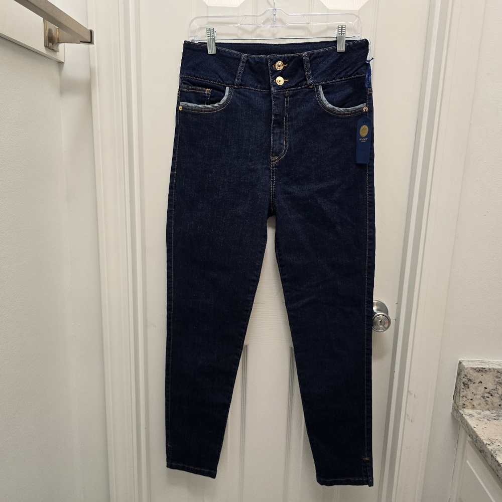 Women's Studio F Denim jeans, made in Colombia Sz 14,NWT blue
